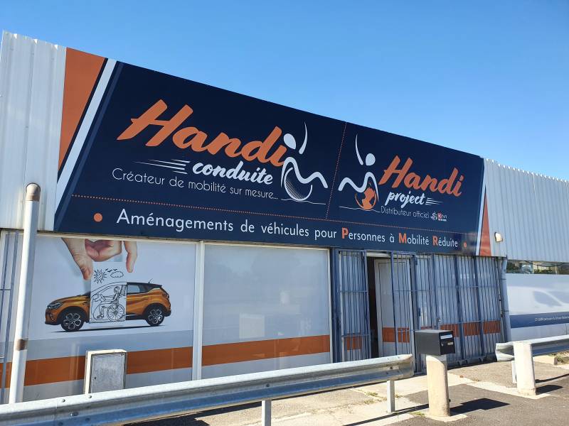 La société Handi Conduite à Vendargues possède maintenant son enseigne