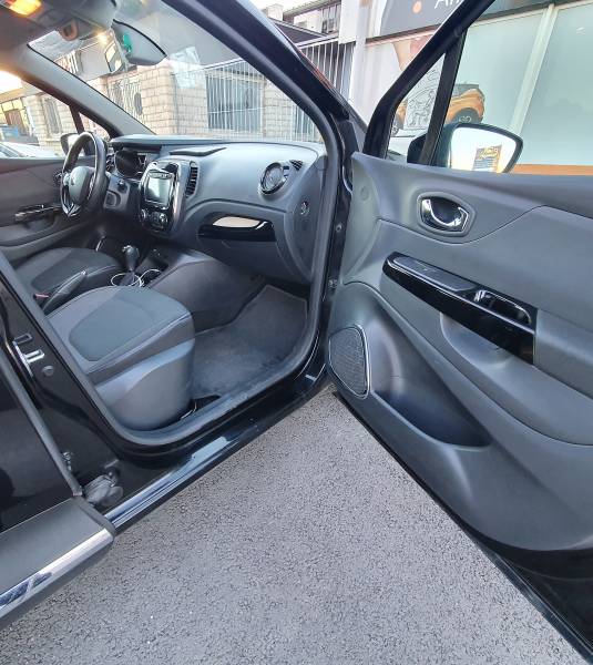 Captur de 2014 à vendre 11 500€ Hérault Montpellier, 43 800 km et système de chargement de FR offert