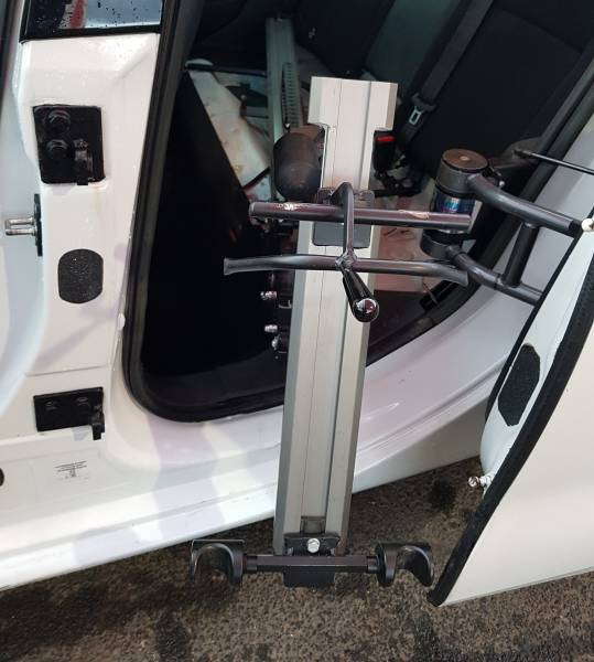 Hérault- vente véhicule PMR 10 000€ négociable, DS4 de 2013 en bon état adapté autonomie complète, conduite transfert conducteur et chargement du fauteuil roulant par Handi Conduite