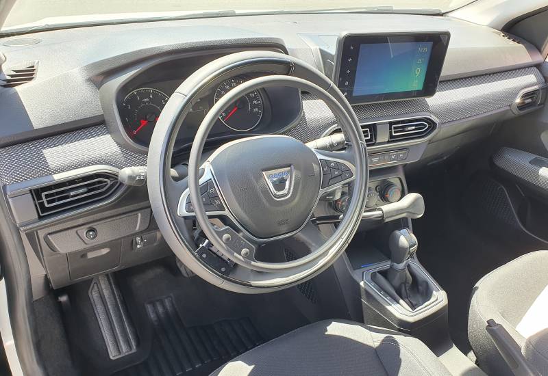 Cercle accélérateur sur volant sans fil KS Wireless pour conduite paraplégique par Handi Conduite sur Montpellier, avec cette Dacia Sandero PMR