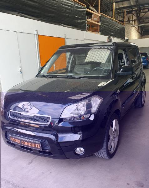 A vendre en région Occitanie, Hérault Kia Soul eMotion adaptée pour l'accès en fauteuil roulant au poste de conduite