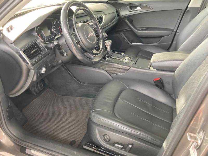 À vendre Audi A6 avec adaptation du poste de conduite Kempf, cercle accélérateur sur volant et levier de frein à baisser à droite, sur l'Hérault à Montpellier par Handi Conduite