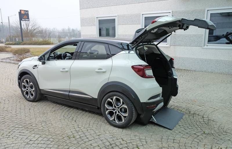 Renault Kivi Captur pour la conduite ou le transport d'une personne en situation de handicap avec Handi Conduite dans l'Hérault, Occitanie, Montpellier