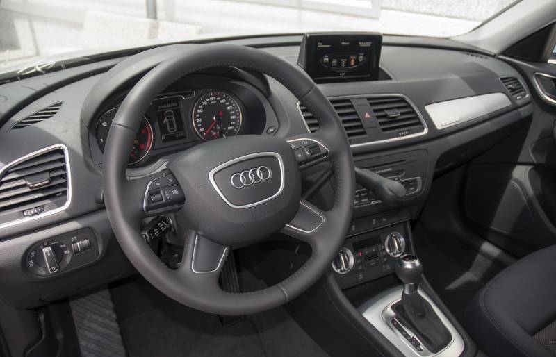 Le levier de frein à baisser au volant, le LF 901