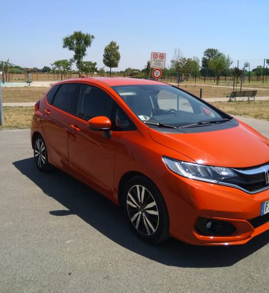 Honda Jazz conduite PMR Kempf, cercle accélérateur Darios Duo et levier de frein à baisser de 2019 à 6800 km pour 20 000€, à saisir chez Handi Conduite