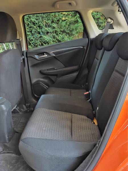 Honda Jazz PMR conduite handi de 2019 à 20 000€ pour 6800km, cercle accélérateur Dario Duo et levier de frein à baisser Kempf disponible chez Handi Conduite dans l'Hérault