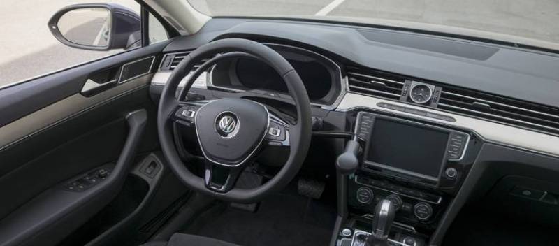 Cercle accélérateur sous volant à tirer couplé avec levier de frein à baisser - Handi Conduite - Vendargues