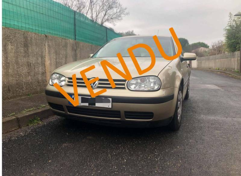 Golf de 2003 mise en vente avec poste de conduite PMR à Grabels dans l'Hérault