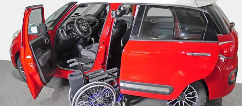Fonctionnement du treuil latéral pour chargement de fauteuil roulant par Handi Conduite à Montpellier