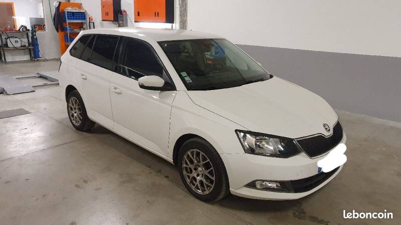 Skoda Fabia combi de 2015 à vendre en PACA