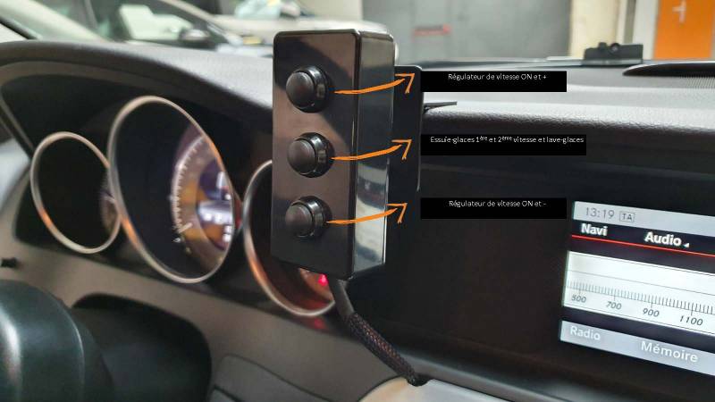 Conduite tétra avec personnalisation d'un boitier déporté des commandes du régulateur de vitesse par Handi Conduite à Montpellier
